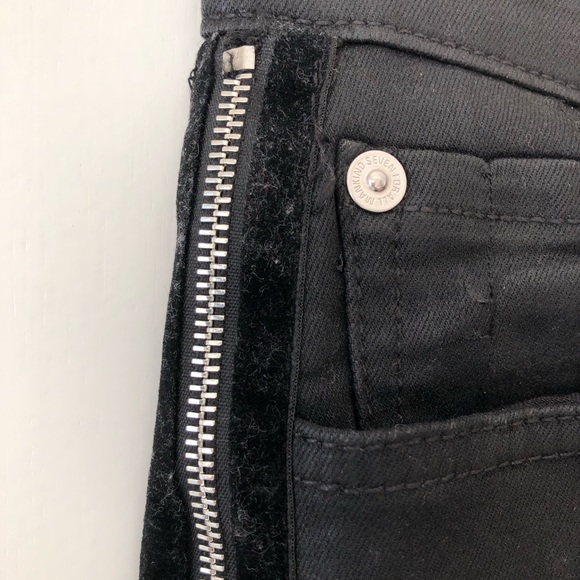 7 For All Mankind Zipper Black Coated Denim - Picture 8 of 12